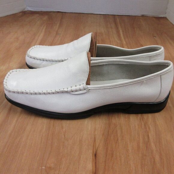 MOOTSIES TOOTSIES 80s 90s White Leather Loafers Womens Sz 8.5 Royal #500077‎ Y2K - Picture 3 of 11